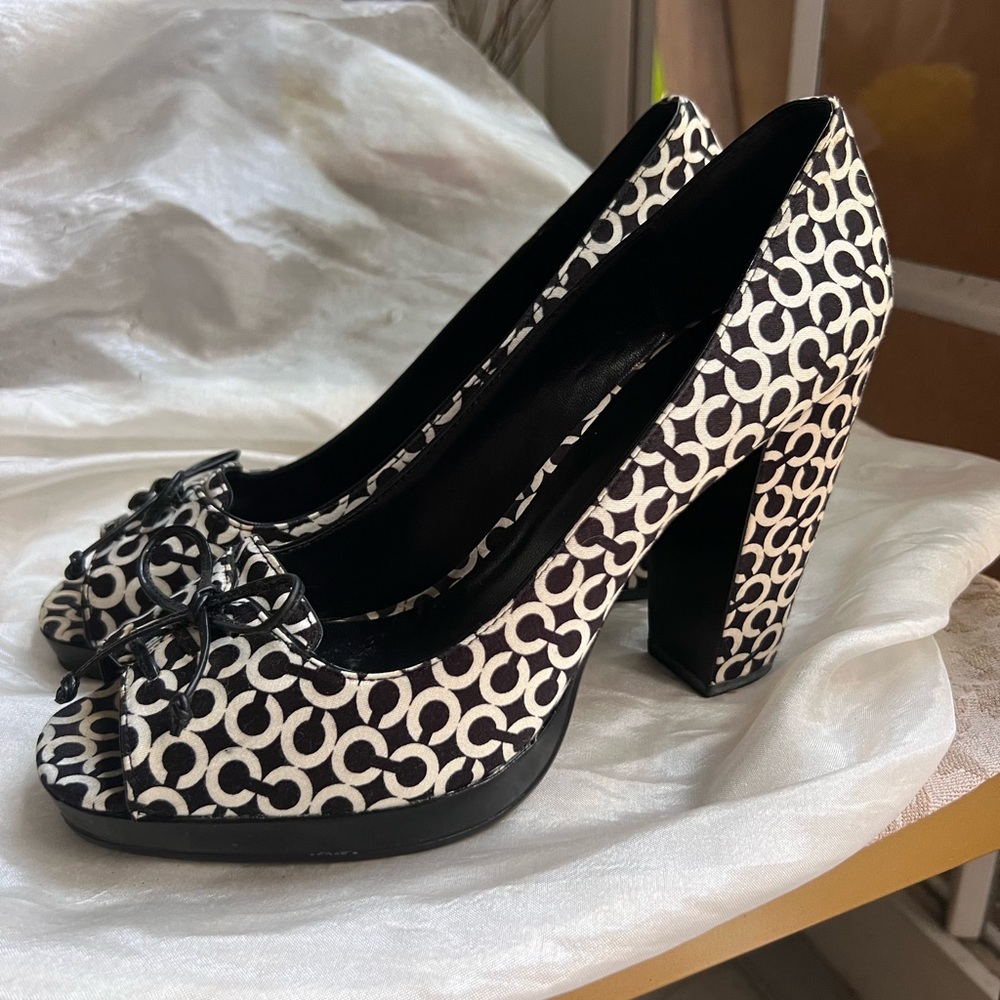 Coach Black and White Patterned Signature Chunky Heels 8 or 8.5